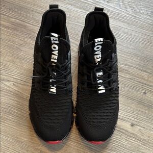 Black and Red Men's Sneakers